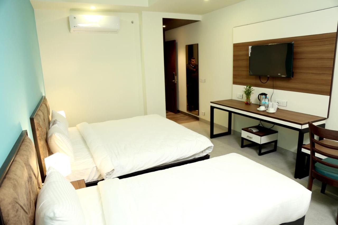 Vijay Vilas Hotel & Convention Hall Agra  Exterior photo